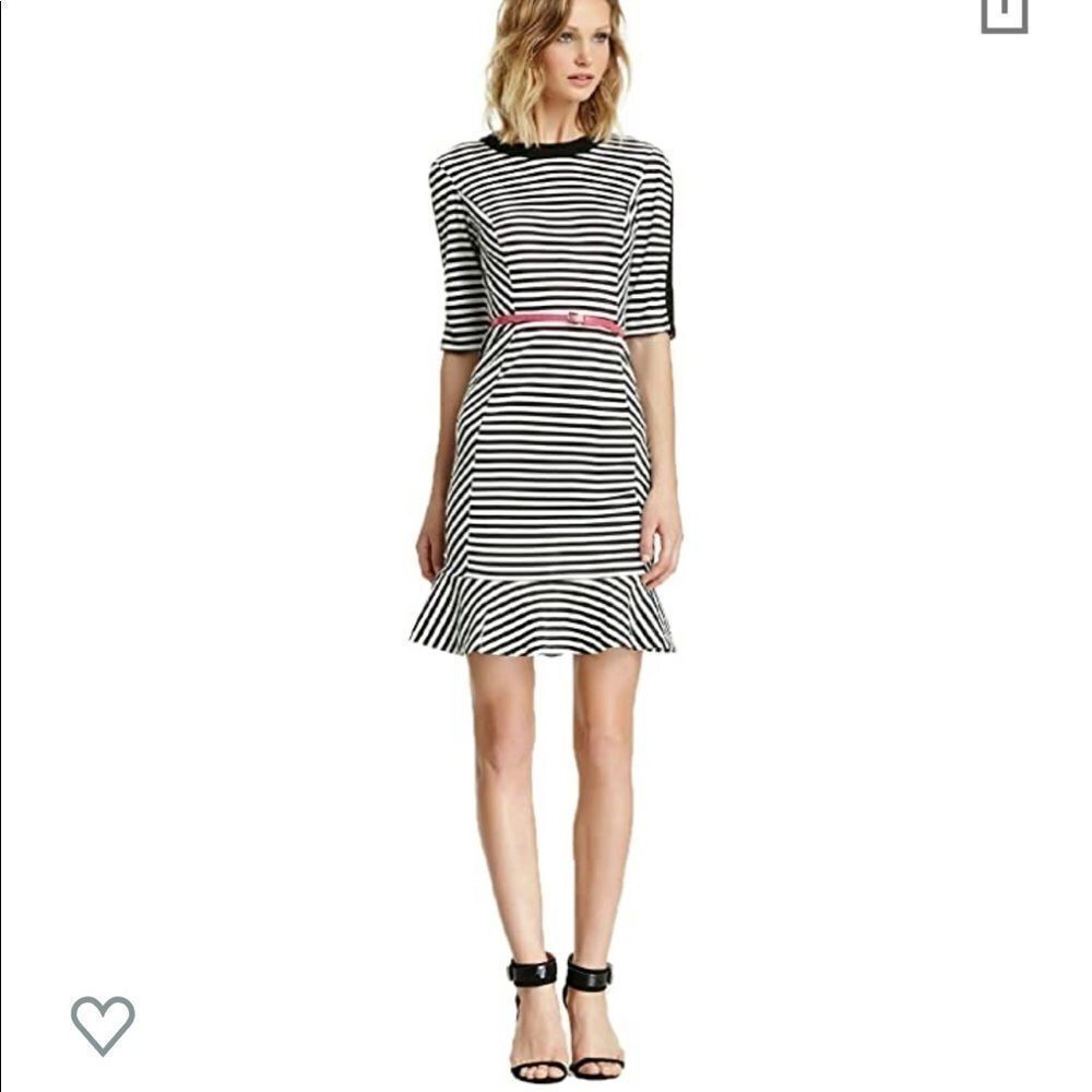 Donna Morgan 3/4 Sleeve Ponte Ruffle Hem Dress